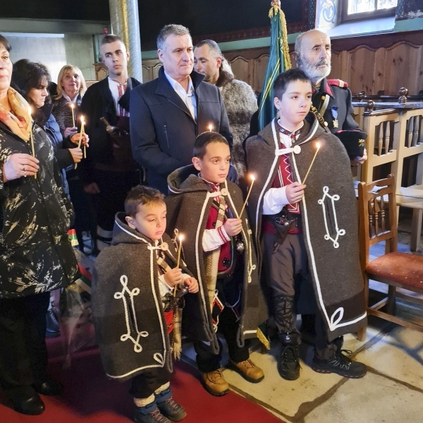 Отбелязаха 145 години от освобождаването на Чепинския край