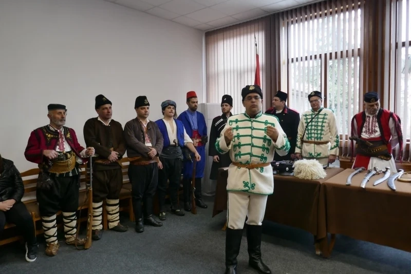 Училище за юнаци във Велинград