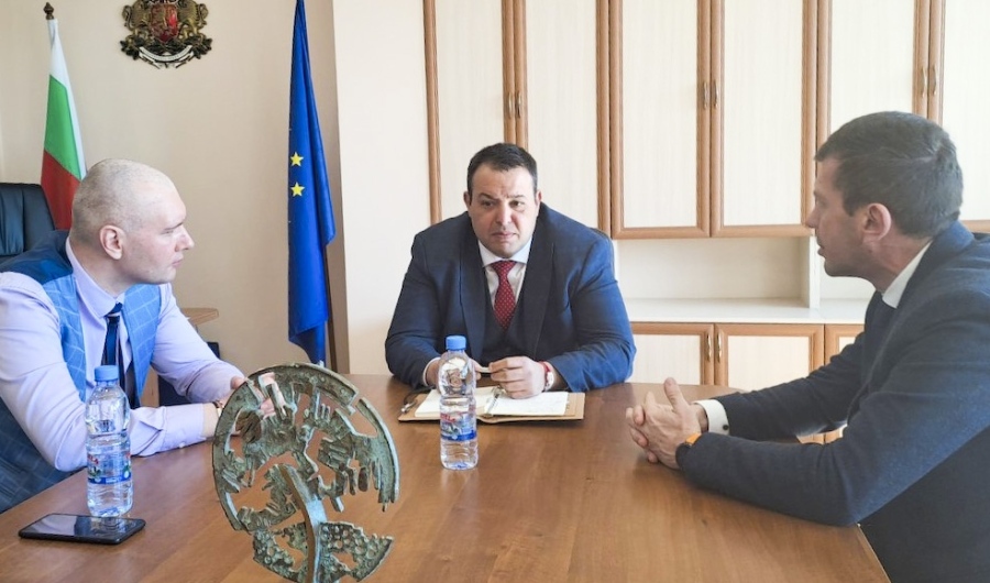 Обучение за спасители в ЦСПП Пазарджик обсъдиха областният управител и ректорът на Академията на МВР