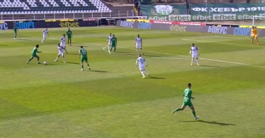 Хебър – Лудогорец – 1:1 на полувремето