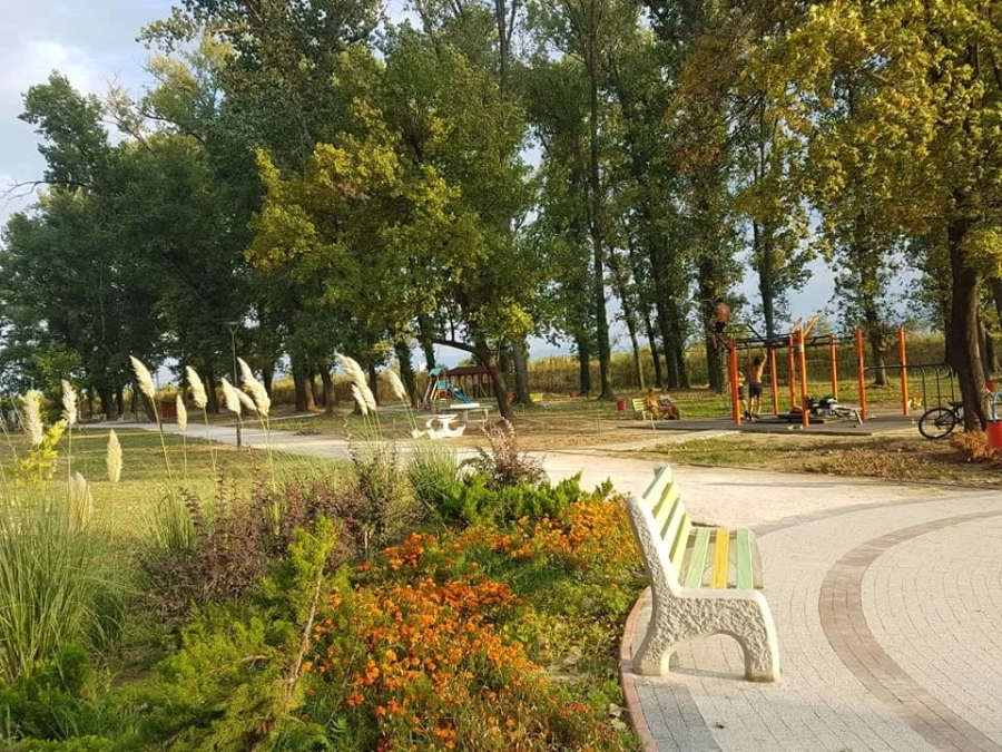 „Да сложим точка на замърсяването“ в Парк „Писковец“