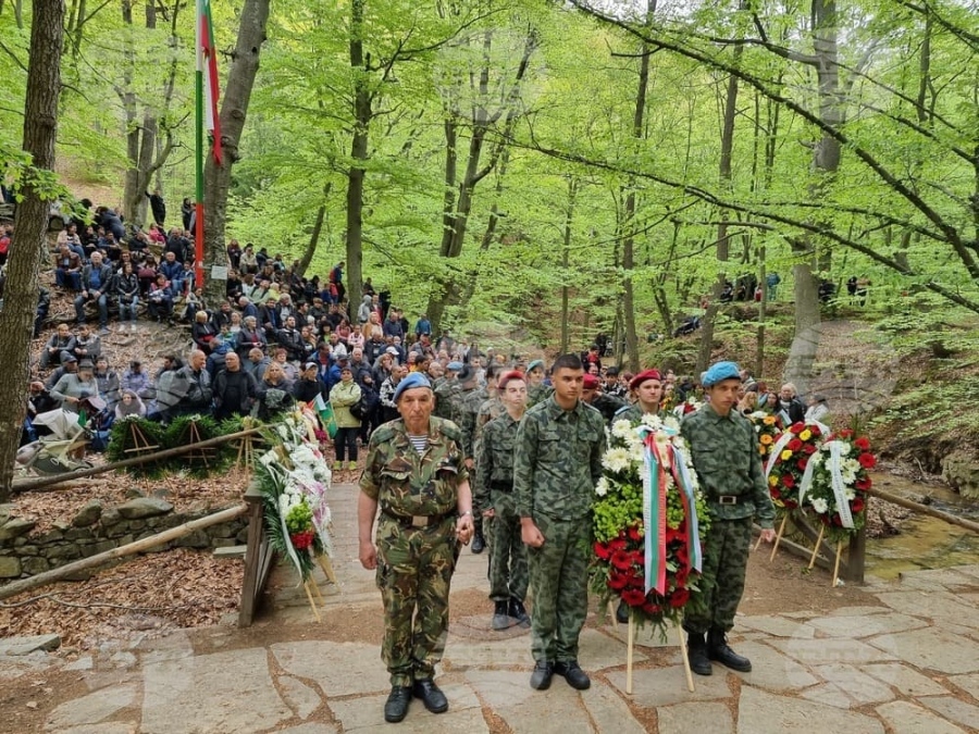 2 май ще е празничен и неприсъствен ден в община Панагюрище