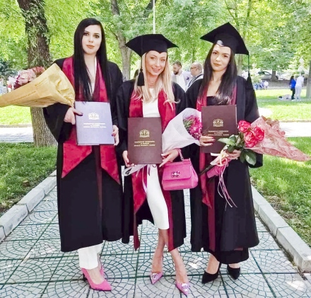 Първенец на випуск в МУ е Александра Кацарова от Пазарджик