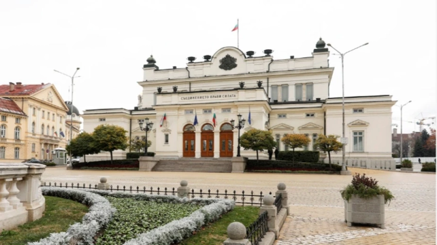Борисов, Карадайъ, Пеевски и Тошко Йорданов предлагат парламентът да подкрепи Украйна за НАТО