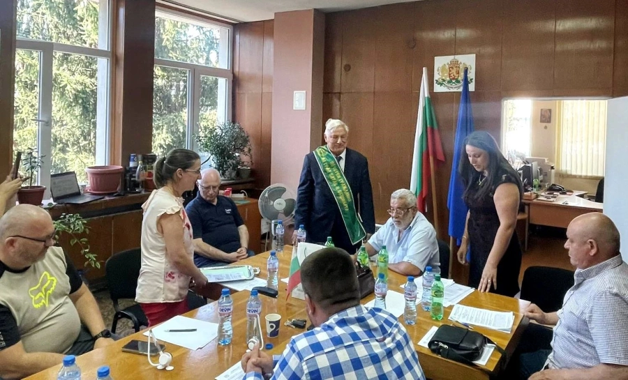 Инж. Емил Йончев бе обявен за Почетен гражданин на град Батак и общината