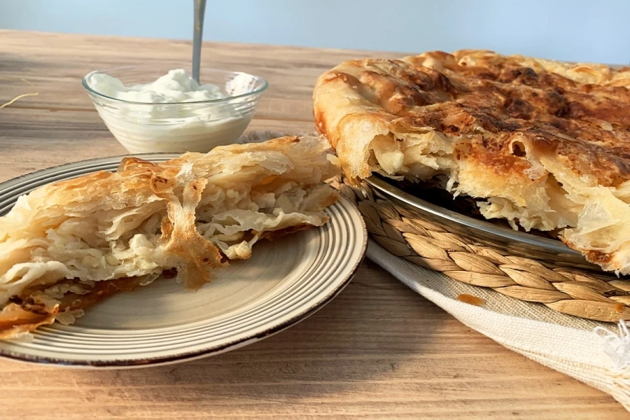 Ути избира най-вкусния панагюрски тутманик