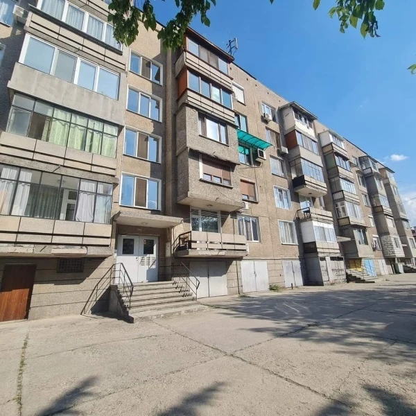 Четири жилищни блока в община Велинград очакват одобрение за саниране по национална програма