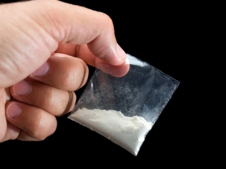 По досъдебно производство на прокуратурата е осъден 23-годишен за държане с цел разпространение на кокаин