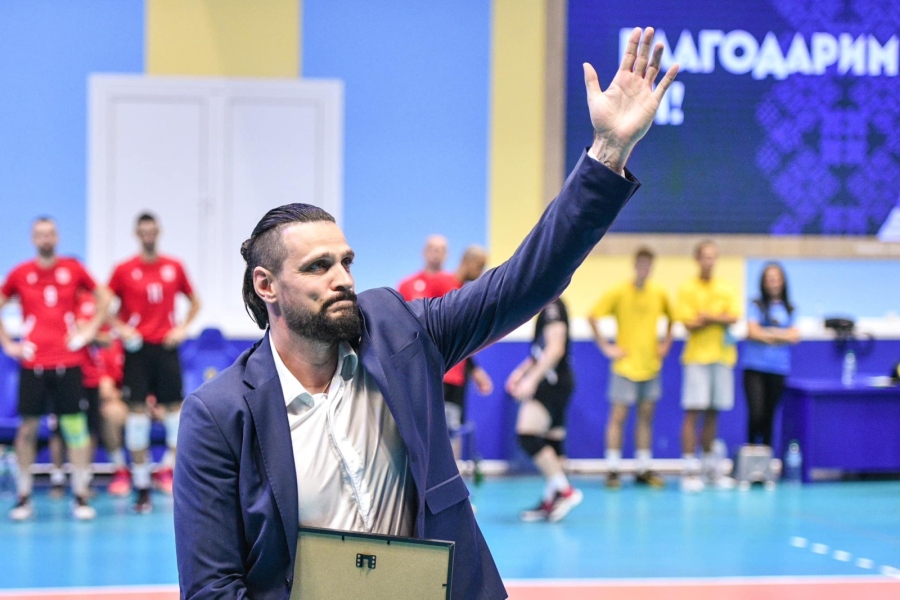 Хебър извади от употреба №15 в чест на Тодор Алексиев