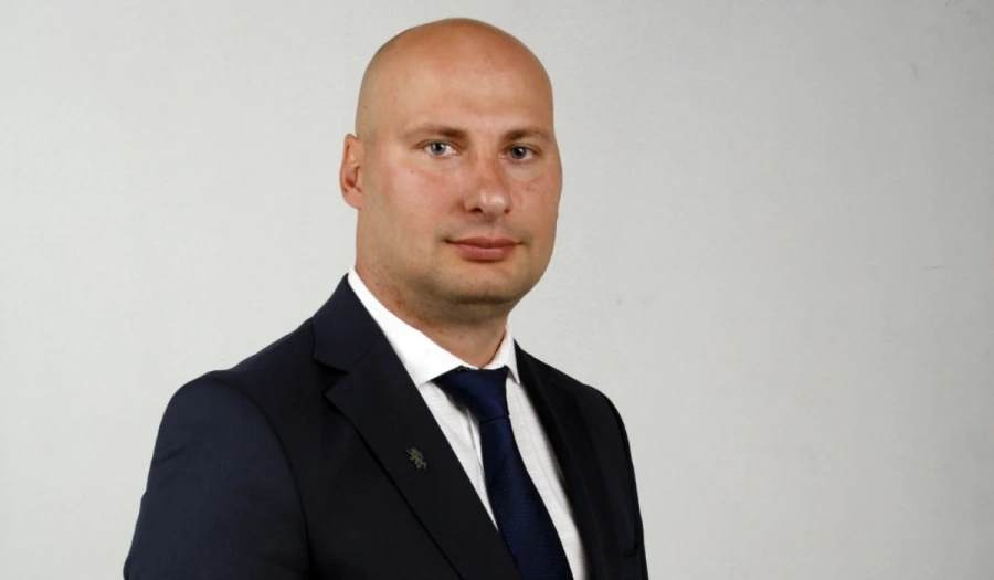 Кандидатът за кмет на Велинград - Иван Маринов почете паметта на българския революционер Владо Черноземски
