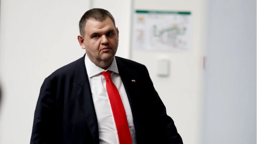 Делян Пеевски стана съпредседател на ПГ на ДПС
