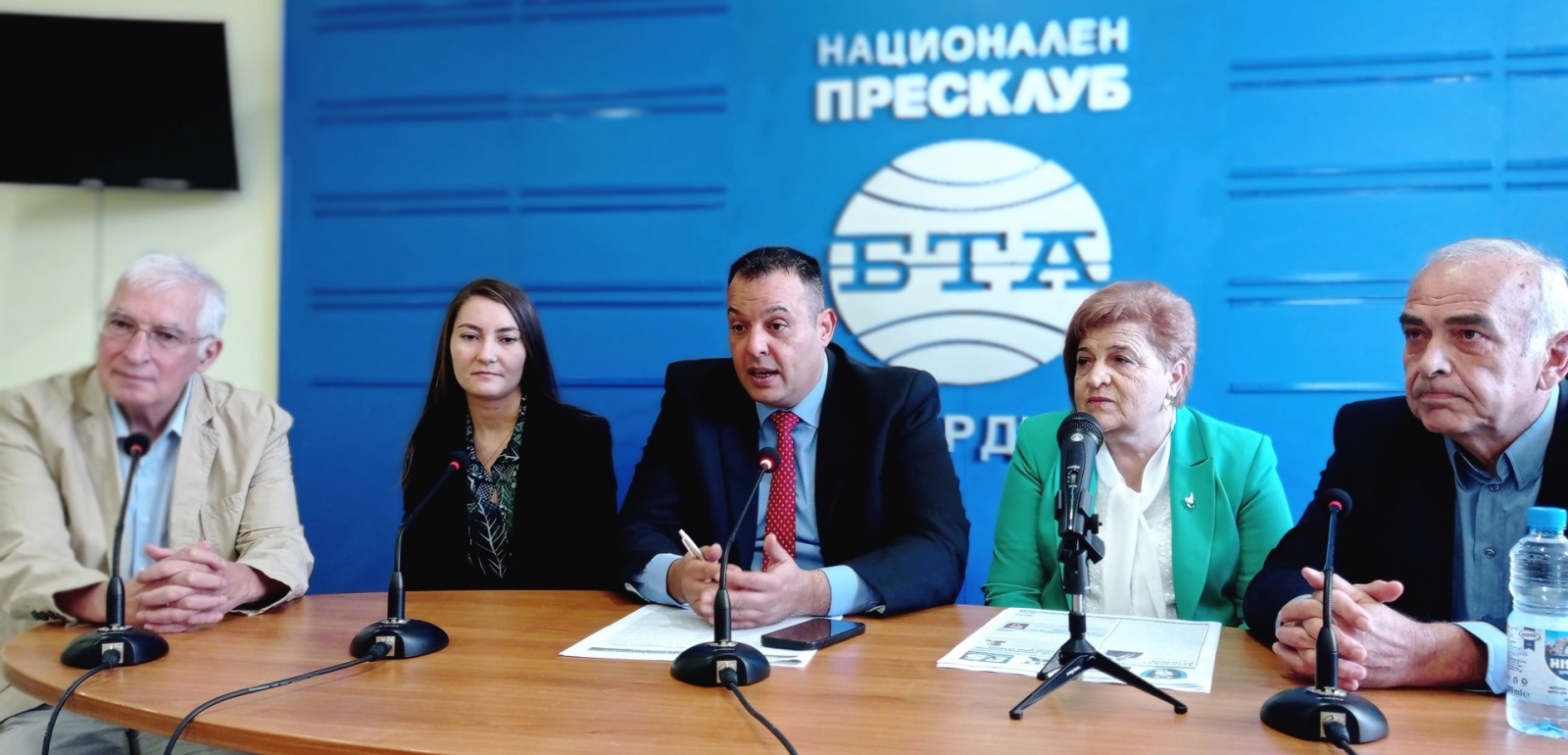 Трендафил Величков, Костадин Паскалев и проф. Боян Дуранкев дадоха ...