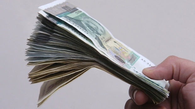 51-годишен открадна 500 лева от раница пред вход