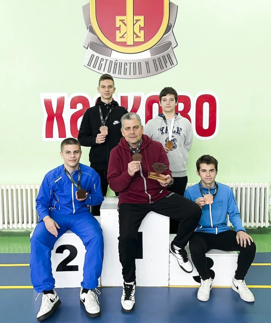 Бронзови медали от Държавното за ”Бадминтон скуош клуб Пазарджик”