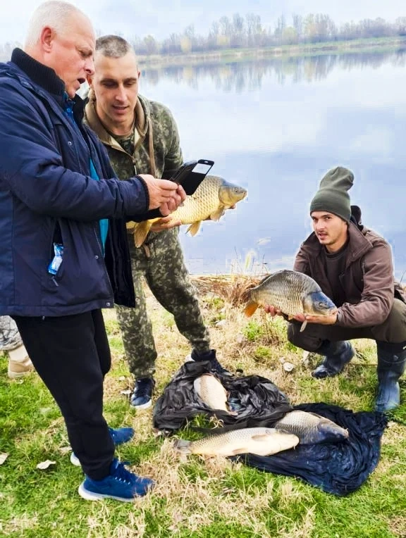 Днес:  “Купи – пусни! Спаси шаран!“ на Звъничевския водоем