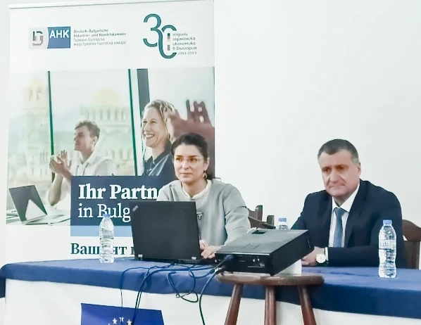 Във Велинград нищиха климатичната неутралност, намаляването на CO2 емисии и енергийната бедност