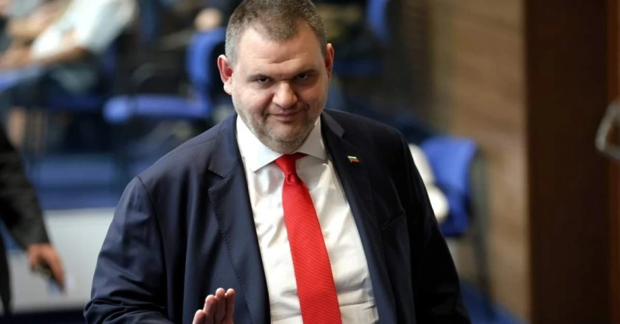 Делян Пеевски за Конституцията: Най-накрая имаме парламентарна република в пълния ѝ смисъл