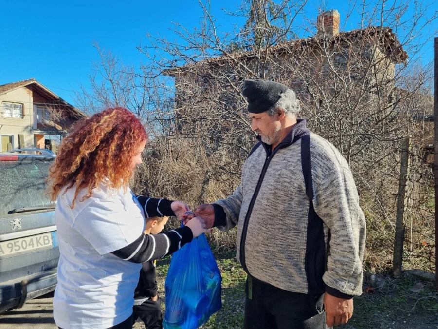 Благотворителна кампания за самотно живеещи бедни и възрастни стартира на втория ден след Рождество