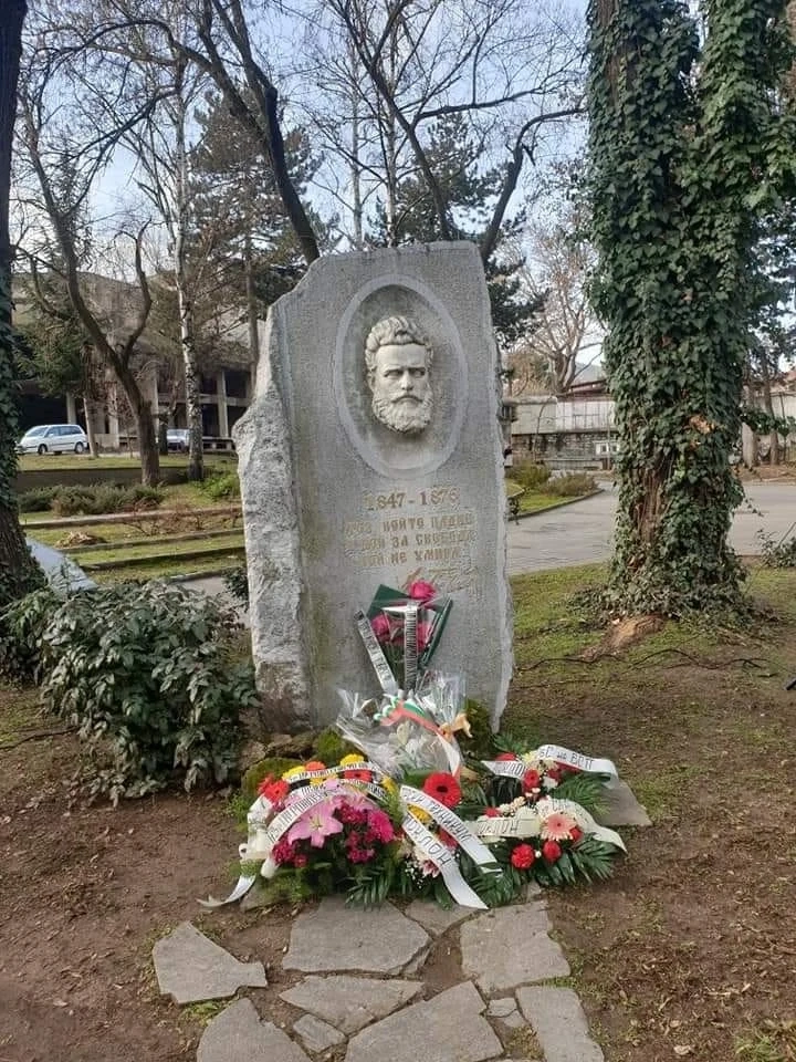 Възпоменателно поклонение за 176 години от рождението на Ботев във Велинград
