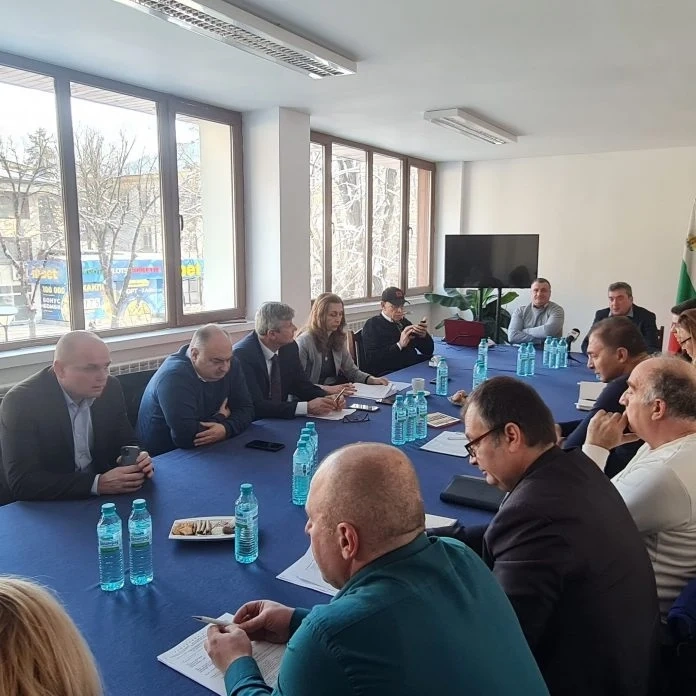 Туризмът и икономиката по протежение на теснолинейката обсъждаха във Велинград