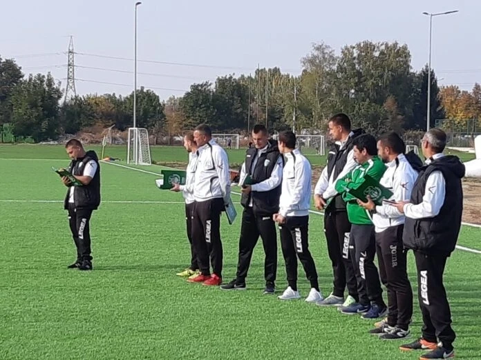 Школата на Хебър подновява подготовката на подрастващите, треньорите от ДЮШ-а прекратяват протеста си