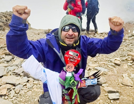 Пазарджишки алпинист посвещава изкачванията си на хората с ДЦП и Синдрома на Даун