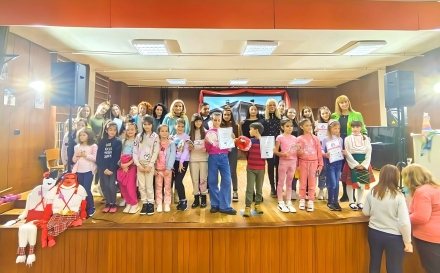 С идеи и майсторлък изненадаха деца, майки, баби и в конкурса „Мартичка“ във Велинград