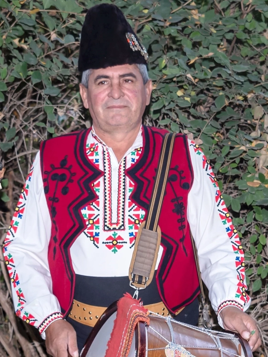 Напусна ни музикантът от ансамбъл \