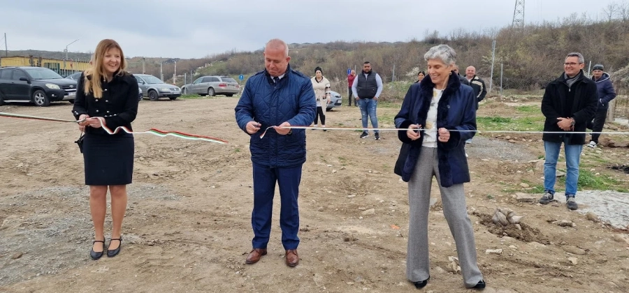 Официално откриха ВиК системата в кв. „Луковица“ в Пещера