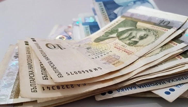 Апаш задигна 3000 лева от дома на възрастна жена, спипаха го