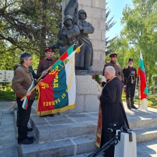 Велинград тържествено отбеляза Деня на храбростта и празника на Българската армия (снимки)