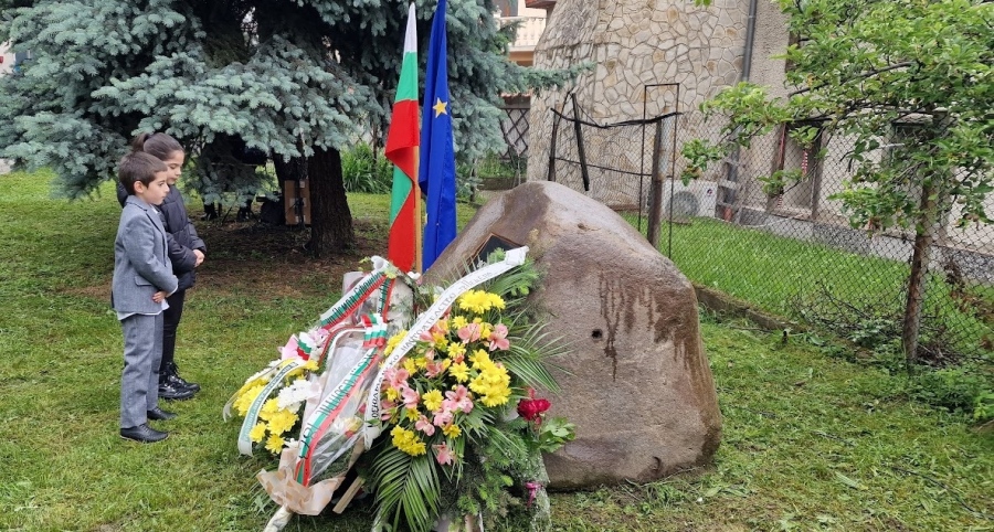 Пещера се поклони пред Осман Ефенди (снимки)