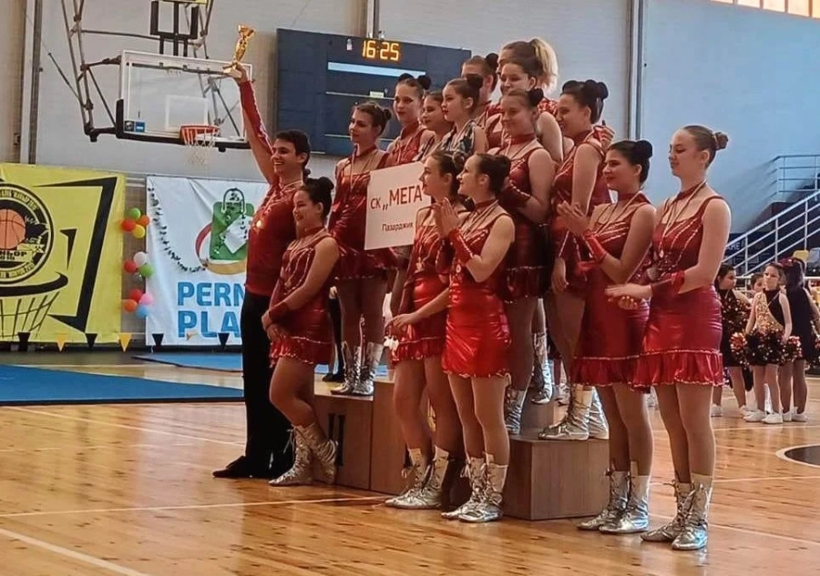 Фурор за СК “Мега“ и Математическата на два държавни шампионата
