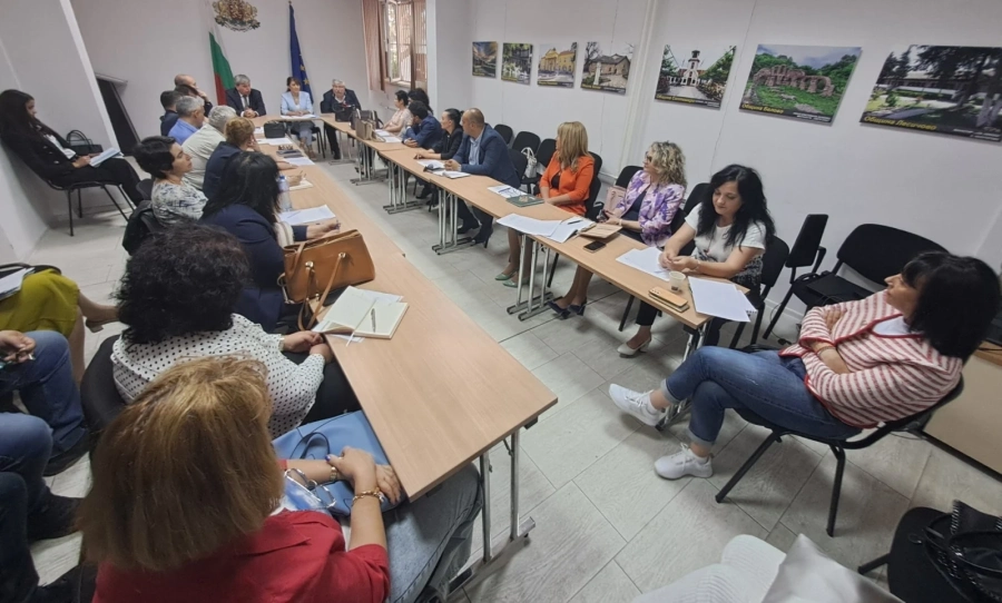 Валентина Кайтазова и институциите обсъдиха подготовката и провеждането на предстоящите избори