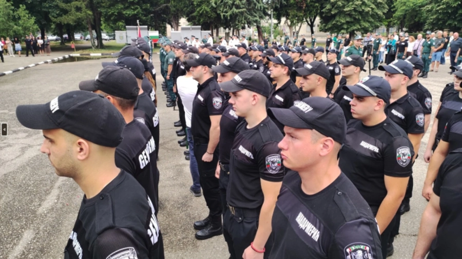 Зам.-министър и топ полицаи уважиха клетвата в Центъра при Академията на МВР