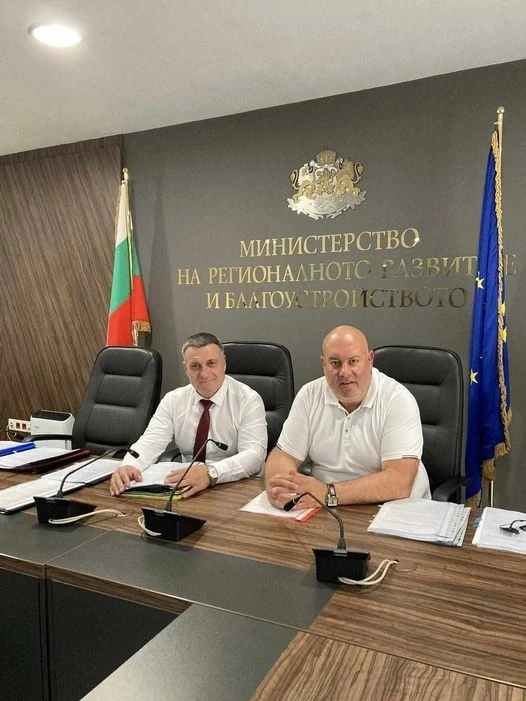 15 нови споразумения с Министерството на регионалното развитие и благоустройството подписа Община Велинград