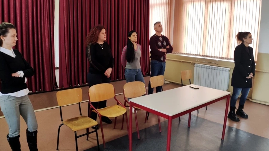 В Спортното училище и в СУ “Георги Бенковски“ гостуваха служители на ОД МВР и МКБППМН