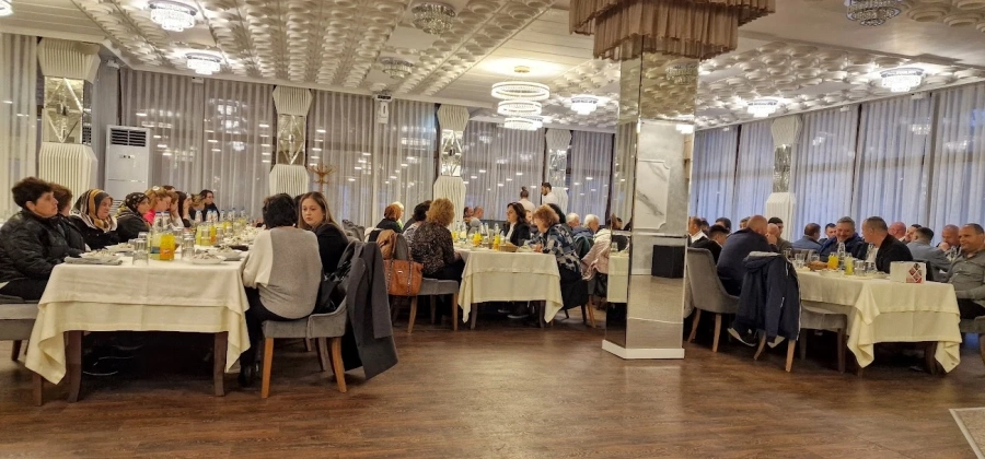 Кметът Йордан Младенов уважи празничната вечеря ифтар в Пещера