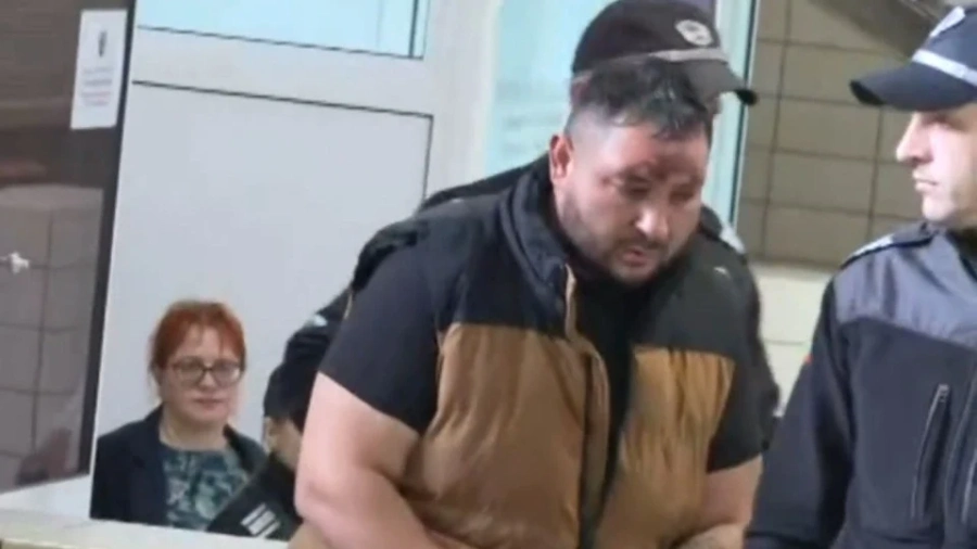 Задържаха и спътника на шофьора-убиец на магистралата, повдигнаха му обвинение