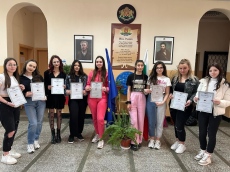 Ученици от ПГИМ бяха отличени за размислите им за справедливостта