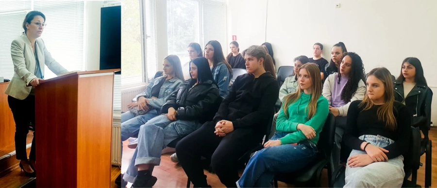 В Административен съд-Пазарджик стартира образователната програма “Съдебна власт –информиран избор и гражданско доверие. Отворени съдилища и прокуратури“