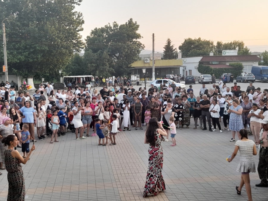 На празника Свети Дух Динката също празнува