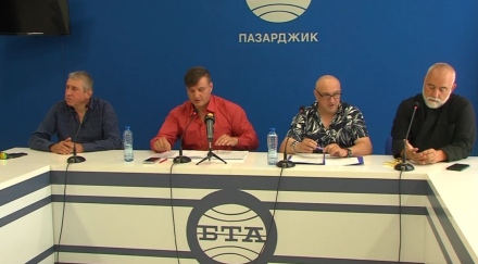 Русофилите обвиниха Кирил Петков в ксенофобия, Калин Владов се оплака, че група лица готвят физическа саморазправа спрямо него и съмишлениците му