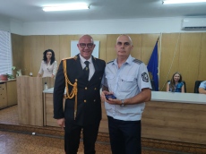 Наградиха 133 служители от Областната дирекция на МВР