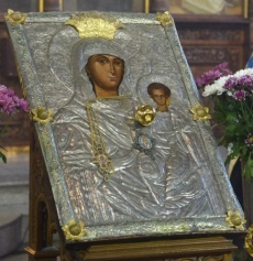 Посрещаме Чудотворната икона на Богородица - Златна ябълка в Пазарджик утре 