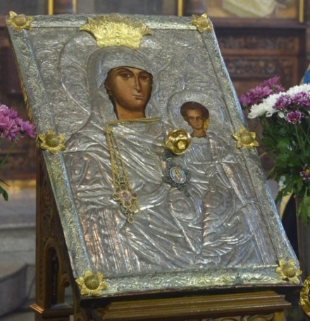 Посрещаме Чудотворната икона на Богородица - Златна ябълка в Пазарджик утре 