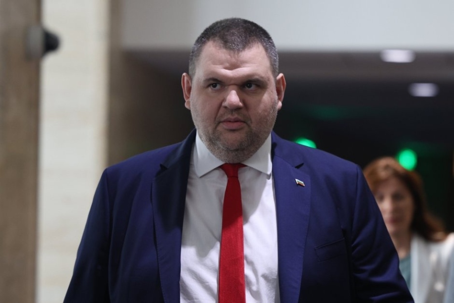 Пеевски настоя за спешни и решителни действия за трайното разрешаване на водната криза