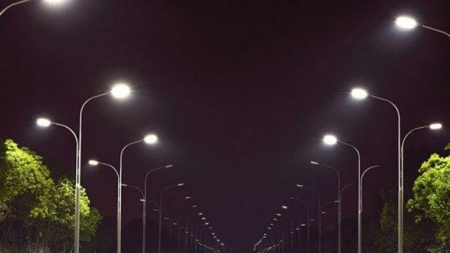 Започна подмяната на уличното осветление в община Ракитово