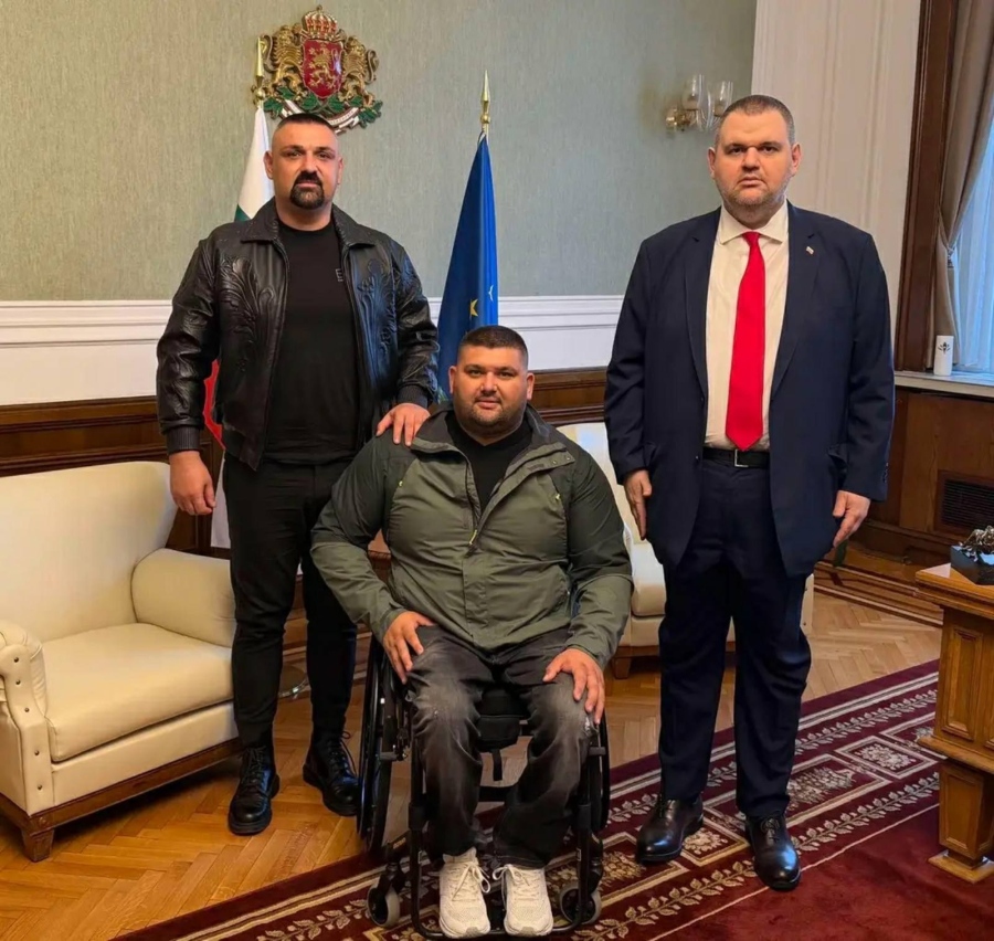 Делян Пеевски поздрави шампиона Ружди Ружди с шестата световна титла