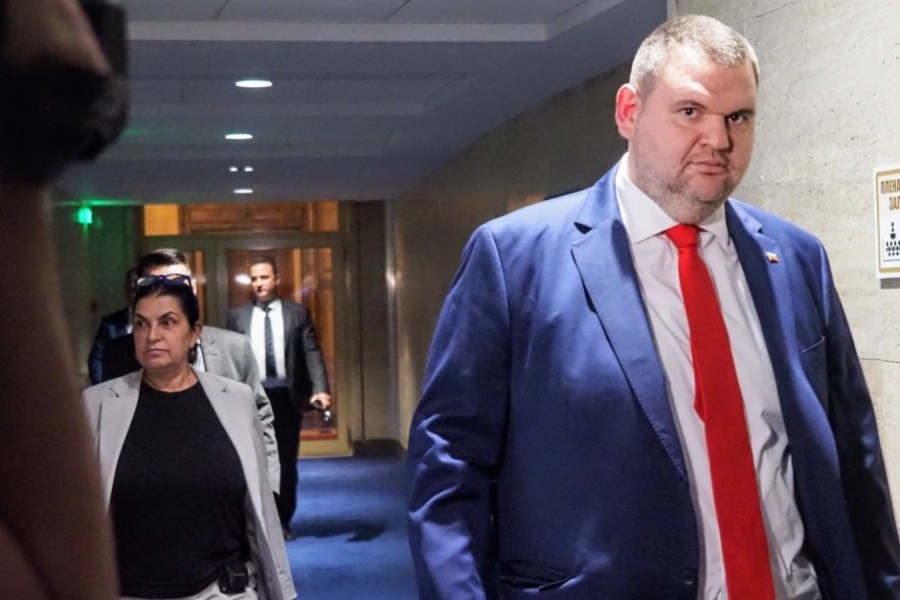 Пеевски: Румен да излиза и да си прави партията, искам го на терена